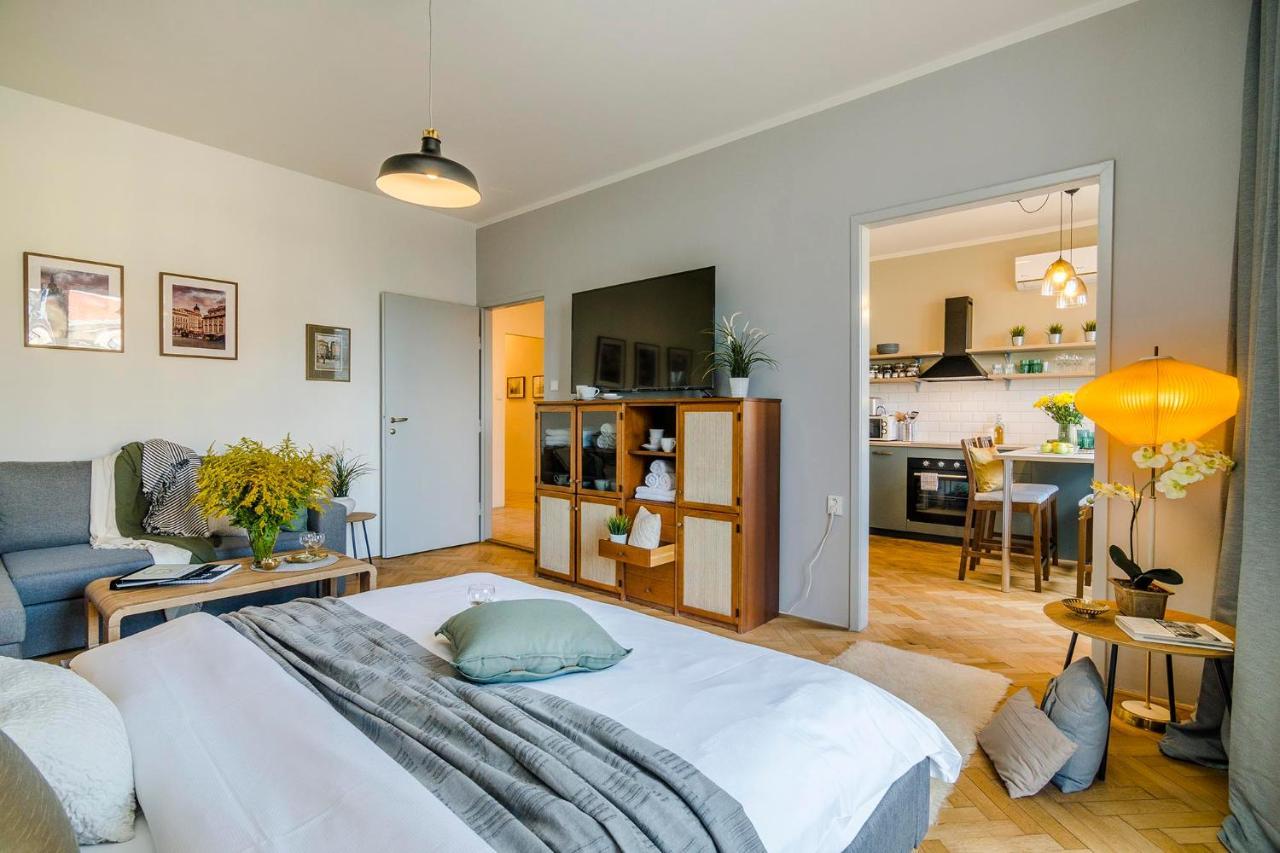 Apt In Center Prague Great View By Michal&Friends Luaran gambar